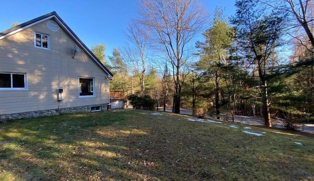 Country Chalet with Lakefront