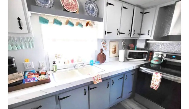 Country charm at the foothills of the Adirondacks .