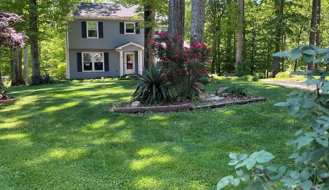 Country Charm City Convenience: Beautiful 3-Bedroom 2.5-Bath Home Forest Views