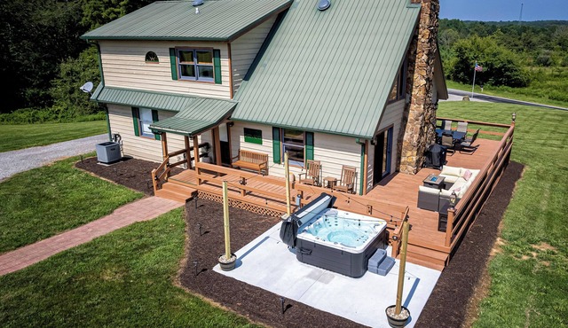 Country Chateau w/Hot Tub Near Wine Trail