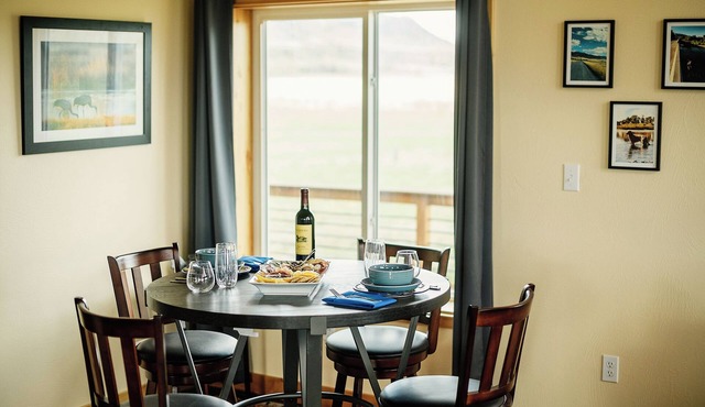 Country Chic, historic, 3-bedroom country house in Whitehall