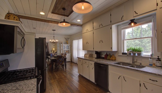 Country Club Cottage at Texarkana Country Club