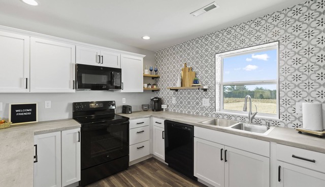 Country Club Cottages - 1701