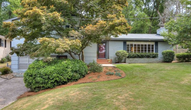 Country Club Hills House 1.3 miles to Augusta National