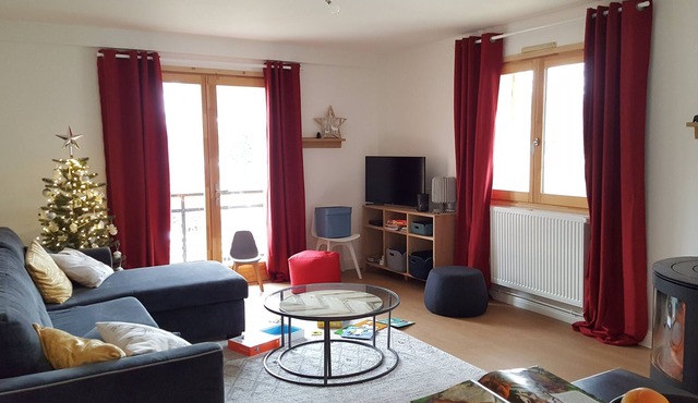 COUNTRY COTTAGE 8 PERS. FREE THIS SUMMER. COME and enjoy your holidays in CORRENCON