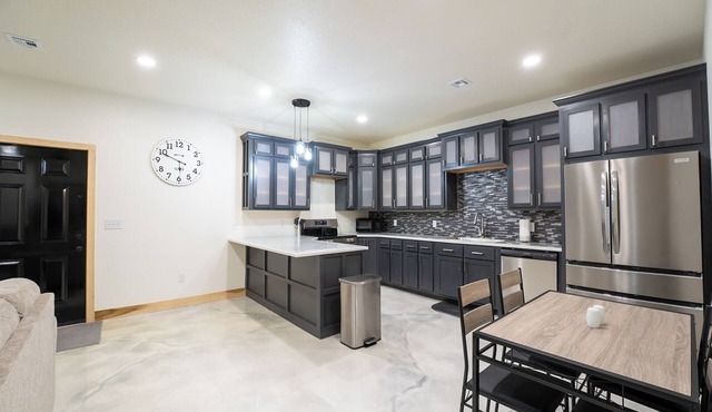 Country Condon 2-bedroom with AC in Carl Junction