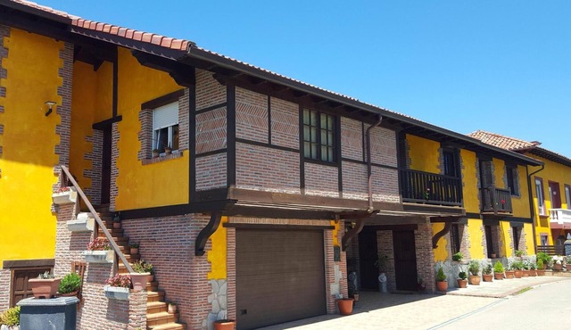 Country Cottage / Gite - Oruña de Pielagos