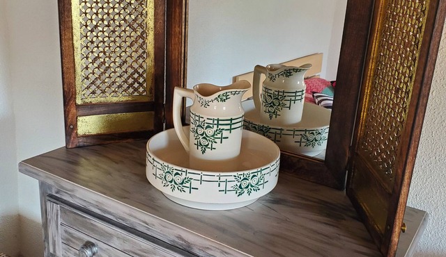 Country cottage 5 minutes from the beach hiking trail