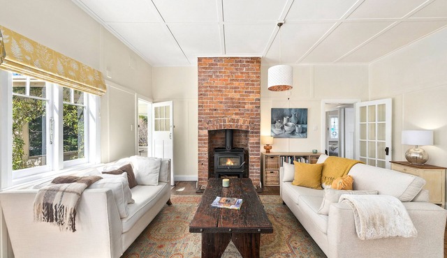 Country Cottage Charm