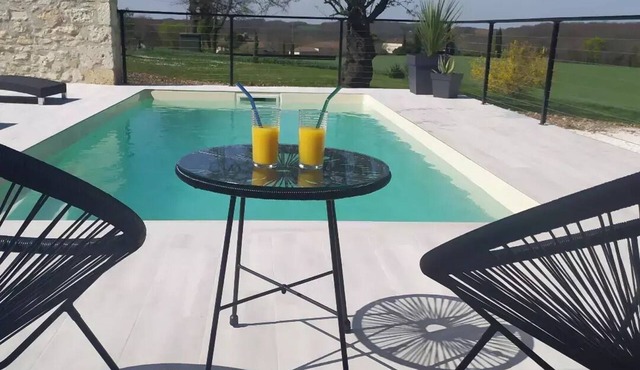 Country cottage in Quercy with private swimming pool