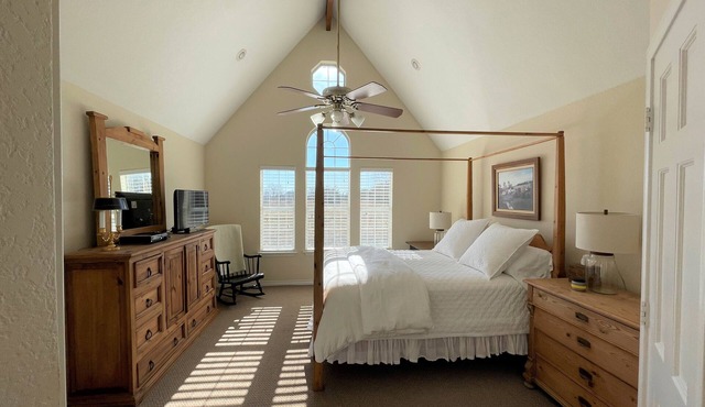 Country Cottage Getaway, Close to Wedding Venues