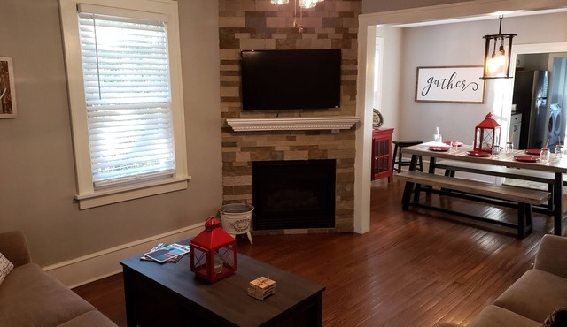 ⭐ Country Cottage, Heart of the Poconos! Game room & Hot Tub