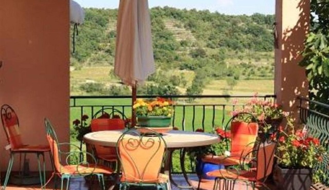 Country cottage "Le Romarin"