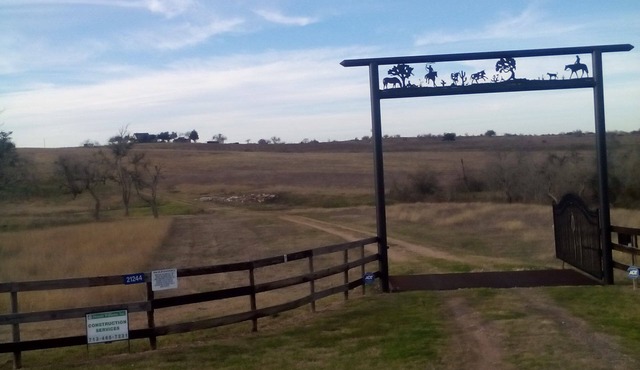 Country Cottage near Round Top. 13 miles from Round Top Square.