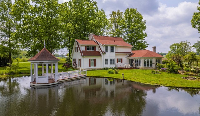 Country Cottage, Offers a quiet peaceful getaway!