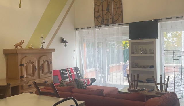 Country cottage pets welcome ideal for families, workers