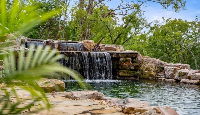 COUNTRY COTTAGE - Private Hot Tub and Fire Pit