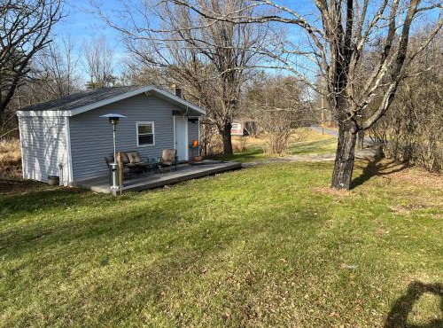 Country Cottage with Large Yard, Fire Pit & Nature Views