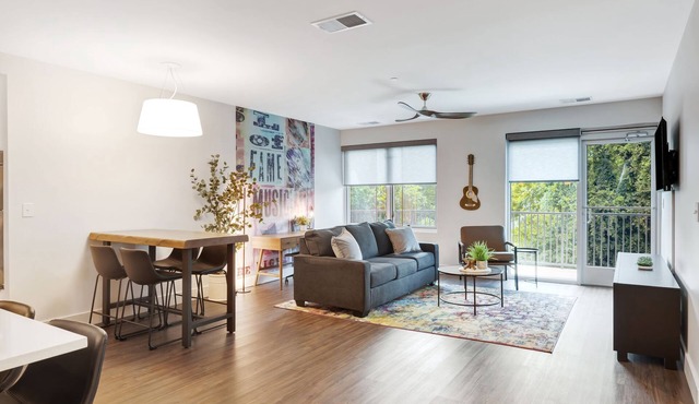 Country Crooners 1 Bedroom Apartment