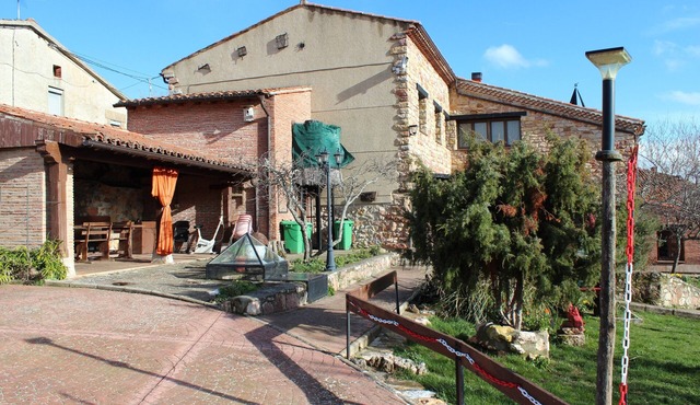 Country House 'La Chimenea De Soria I' with Mountain Views, Shared Pool and Wi-Fi
