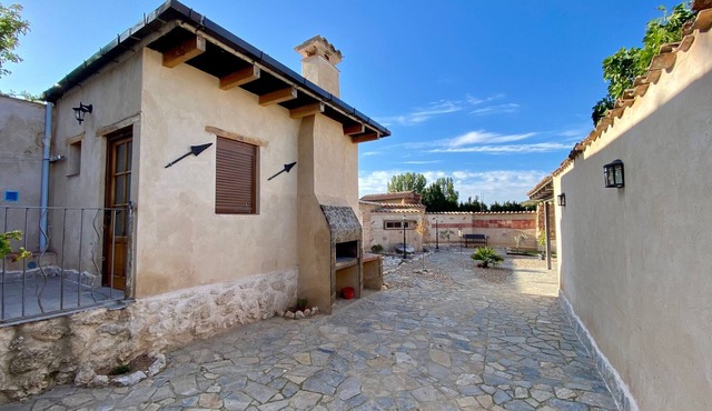 Country House 'La Mambla De La Ribera 2' with Mountain View, Shared Garden and Wi-Fi
