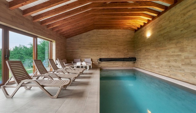 Country House 'Casa Rural Nogalia' with Private Terrace, Private Garden and Wi-Fi