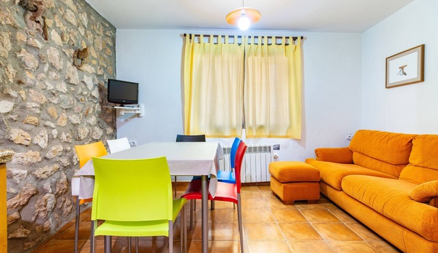Country House 'La Caseta Del Forn' with Mountain View