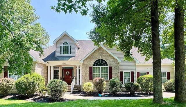 Country Estate - 4Br -Private pool/hot tub/yard