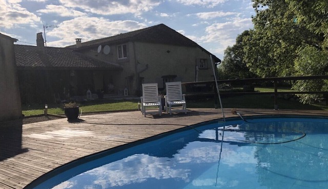 Country Farmhouse set in Prune orchards