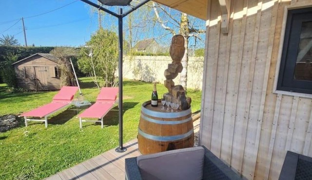 Country cottage near Dijon