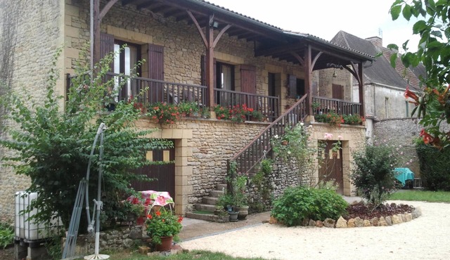 Country house in Mauzac and Grand Castang