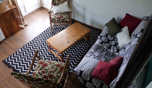 Country cabin near the Nantes-Brest canal