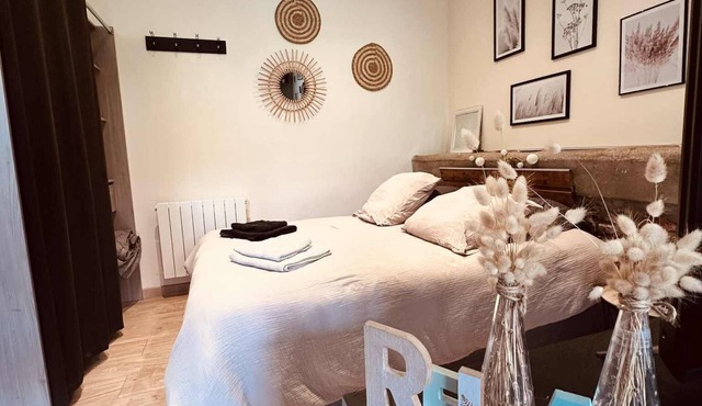 Country gîte in a secure farmhouse