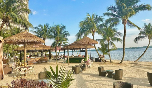 Country Garden Danga Bay Sea View Homestay by Stayrene