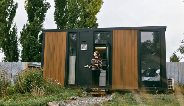 Country Garden Retreat by Tiny Away