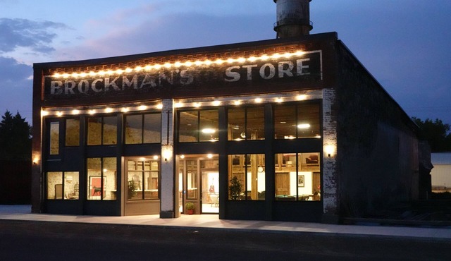 Country Getaway at Old Brockman`s Store, Vian, OK