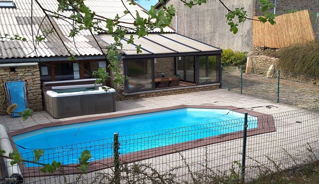 Country gite with large garden, heated pool and jacuzzi in summer