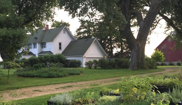 Country Guesthouse at Wind Ridge Herb Farm