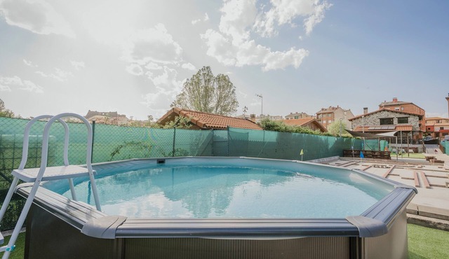 Country House 'La Puerta Del Río Lobos I' with Private Pool, Shared Terrace and Wi-Fi