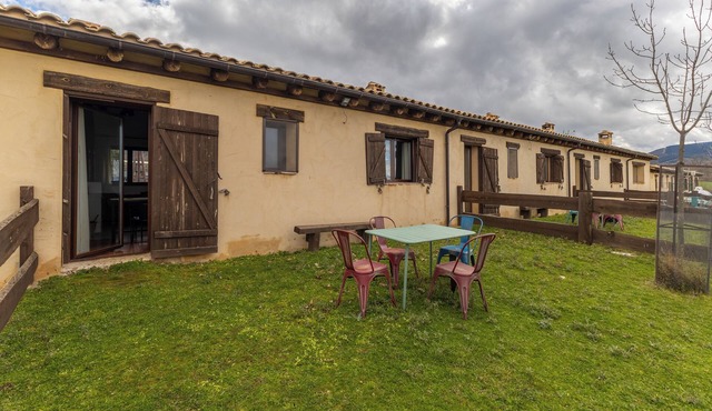 Country House 'Perro' with Mountain View, Private Garden and Wi-Fi
