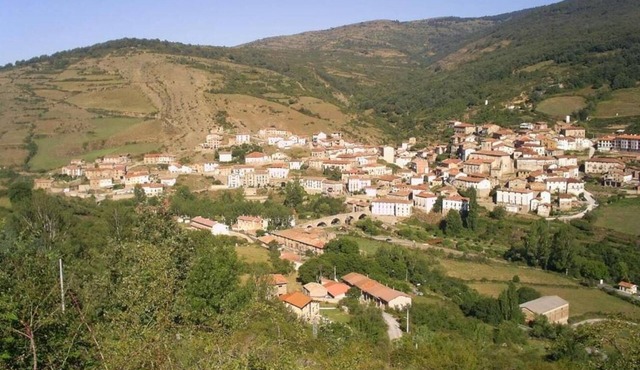 Country House 'El Quemao' with Mountain View and Wi-Fi