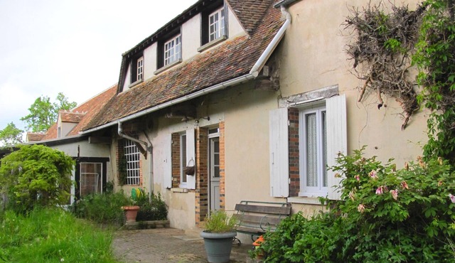 Country house renovated nineteenth on 5000m2 of land.