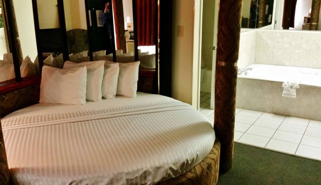 Country Hearth Inn & Suites Augusta