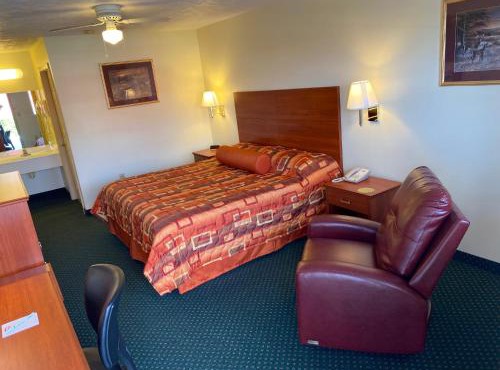 Country Hearth Inn-Union City