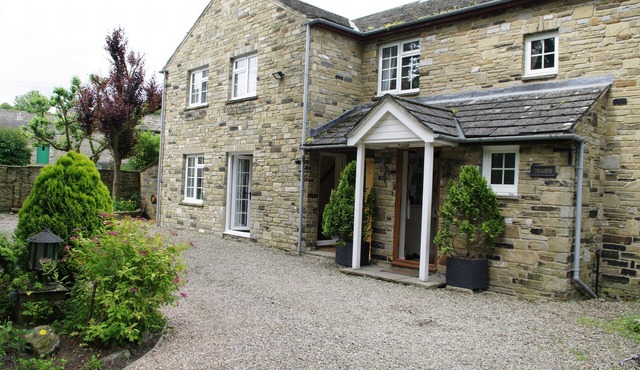 Country Hideaways | Bridge View | West Burton