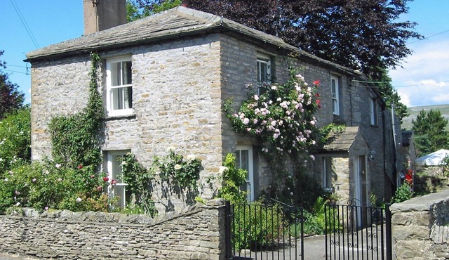 Country Hideaways | West Cottage | Thornton Rust