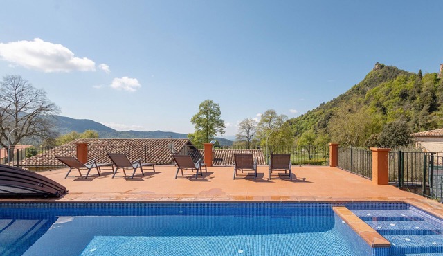 Country House 'Cal Nan' with Mountain View, Shared Pool and Wi-Fi
