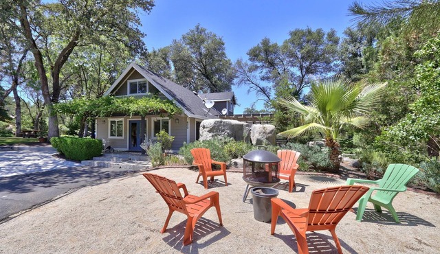 Country Home, Beautiful acreage, large creek