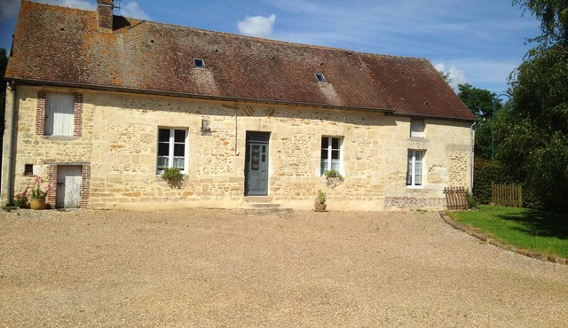 COUNTRY HOME