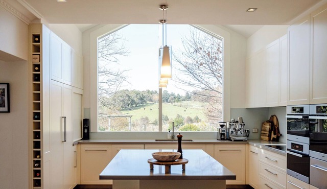 Country home & garden | Edge of town | Orange